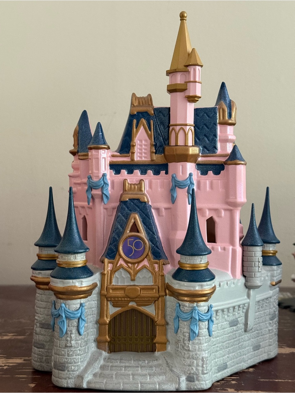 Disney Scentsy WDW 50th Anniversary Cinderella Castle Warmer w/box-Never used